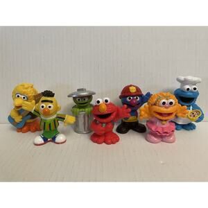 Sesame Street Figures Lot Big Bird Cookie Monster Elmo More Lot Of 7 Hasbro